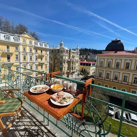 Balconies Above Colonnade Apartman Mariánské Lázně Kültér fotó